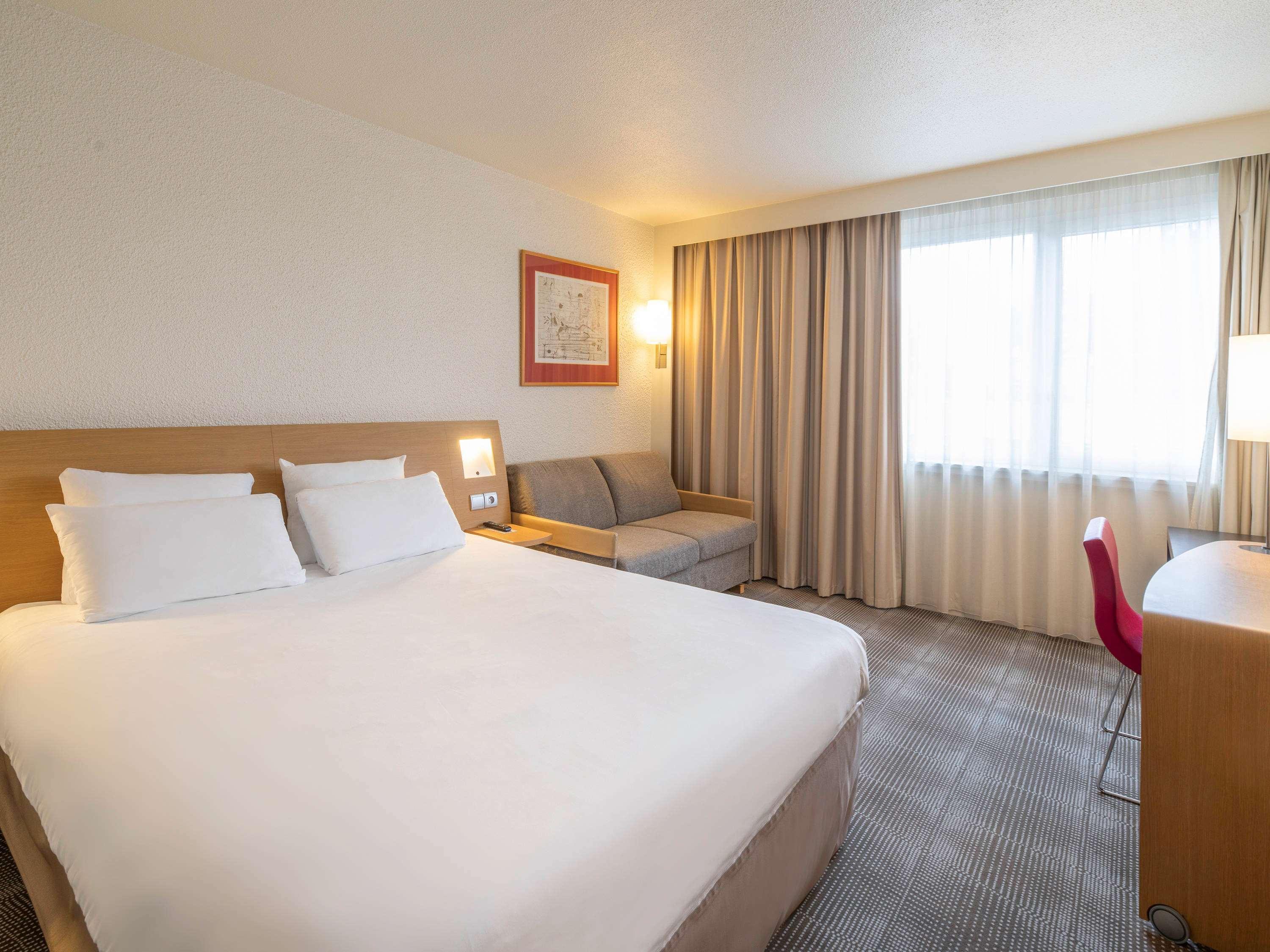 Novotel Geneve Aeroport France Ferney-Voltaire Exterior photo