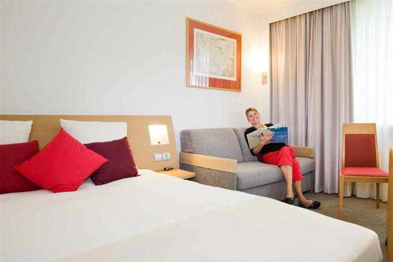 Novotel Geneve Aeroport France Ferney-Voltaire Exterior photo