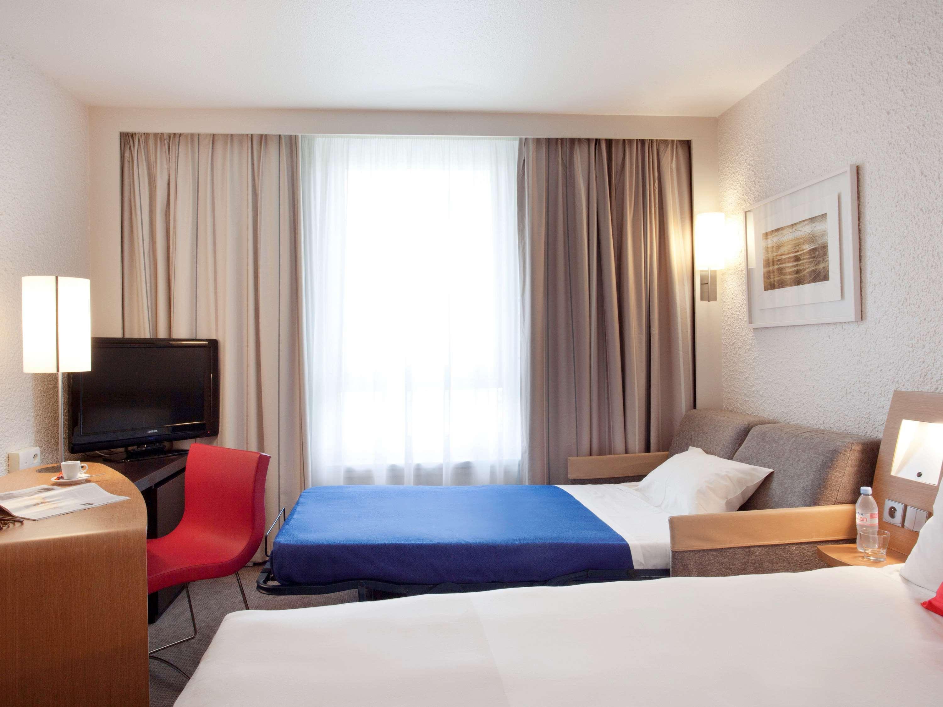 Novotel Geneve Aeroport France Ferney-Voltaire Exterior photo