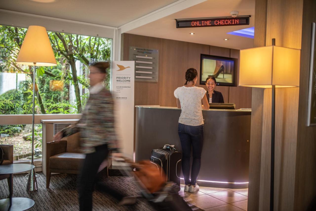 Novotel Geneve Aeroport France Ferney-Voltaire Exterior photo